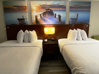 bedroom 1 - hotel days inn by wyndham dothan - dothan, united states of america