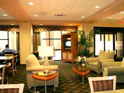 lobby - hotel hampton inn birmingham i-65 lakeshore dr - homewood, united states of america