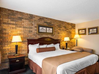 bedroom 2 - hotel days inn by wyndham batesville ar - batesville, arkansas, united states of america