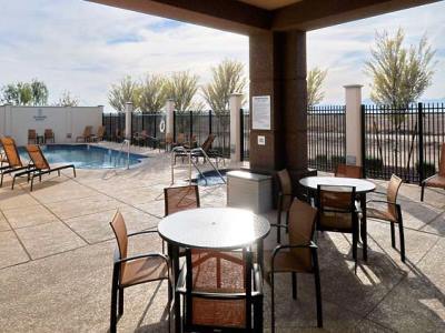 outdoor pool 1 - hotel courtyard phoenix chandler / fashion ctr - chandler, arizona, united states of america