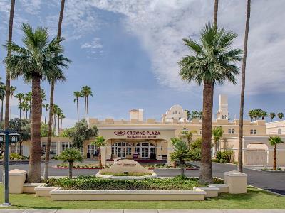 Crowne Plaza Phoenix Golf Resort