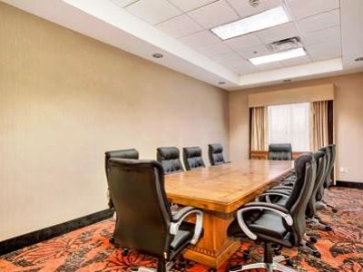 conference room - hotel hampton inn and suites phoenix-goodyear - goodyear, united states of america