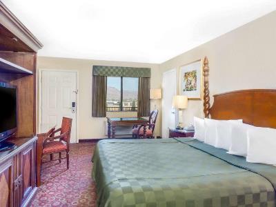 bedroom 3 - hotel days inn by wyndham kingman east - kingman, united states of america