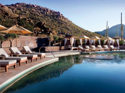 outdoor pool - hotel ritz-carlton dove mountain - marana, united states of america