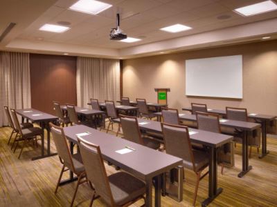 conference room - hotel courtyard phoenix mesa gateway airport - mesa, united states of america