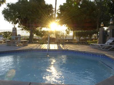 outdoor pool 1 - hotel shilo inn yuma - yuma, united states of america