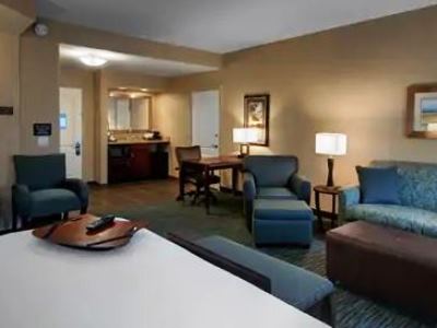 bedroom 3 - hotel hampton inn and suites agoura hills - agoura hills, united states of america