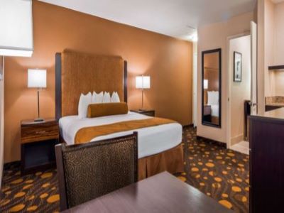 bedroom 2 - hotel best western plus suites coronado island - coronado, united states of america