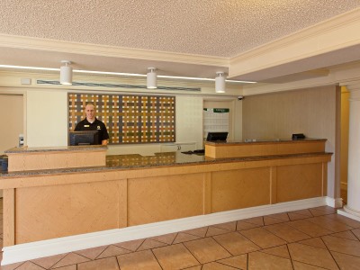 lobby - hotel la quinta inn costa mesa orange county - costa mesa, california, united states of america