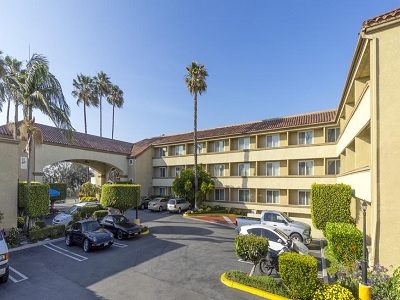 exterior view 1 - hotel best western plus newport mesa inn - costa mesa, california, united states of america