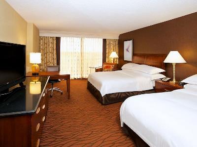 bedroom 2 - hotel hilton orange county/costa mesa - costa mesa, california, united states of america