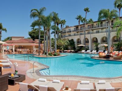 outdoor pool - hotel ritz carlton laguna niguel - dana point, united states of america