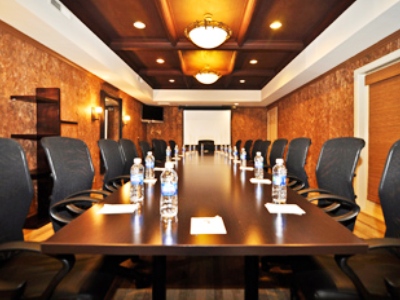 conference room - hotel best western plus palm court - davis, united states of america