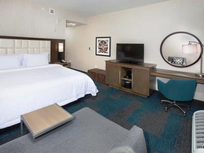 bedroom 1 - hotel hampton inn and suites lax el segundo - el segundo, united states of america