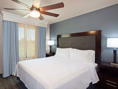 bedroom - hotel homewood suites fairfield napa valley - fairfield, california, united states of america
