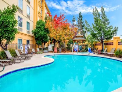 outdoor pool - hotel la quinta inn n suites silicon valley - fremont, california, united states of america
