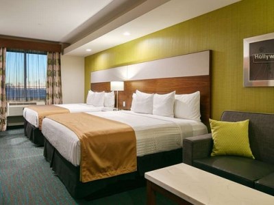 bedroom 2 - hotel best western plus gardena inn and suites - gardena, united states of america