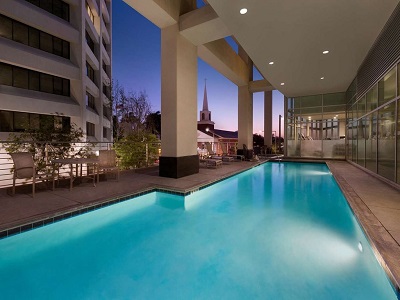 outdoor pool - hotel embassy suites los angeles glendale - glendale, california, united states of america