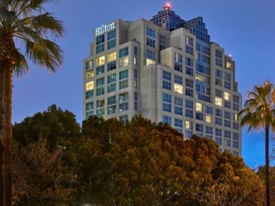 exterior view - hotel hilton la north glendale exe metting ctr - glendale, california, united states of america