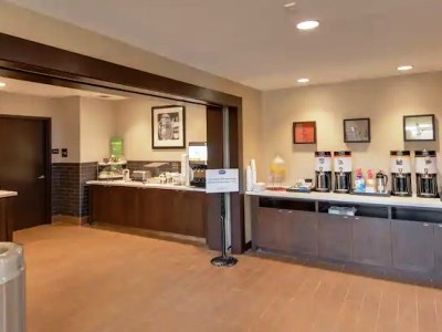 breakfast room - hotel hampton inn suite los angeles - glendale - glendale, california, united states of america