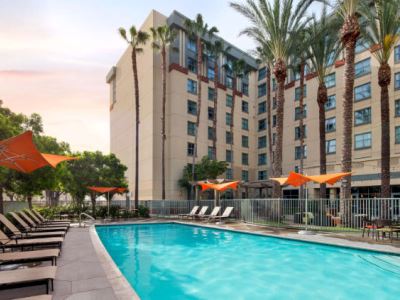 outdoor pool - hotel residence inn sna airport/orange county - irvine, united states of america