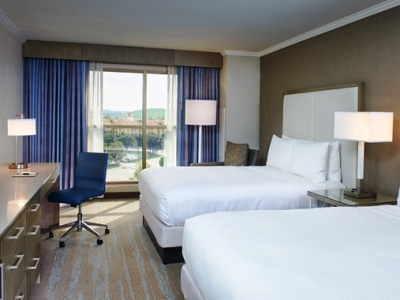 bedroom - hotel doubletree hotel irvine spectrum - irvine, united states of america