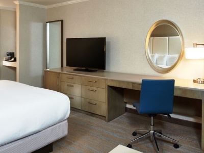bedroom 3 - hotel doubletree hotel irvine spectrum - irvine, united states of america