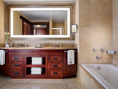 bathroom - hotel lodge at torrey pines - la jolla, united states of america