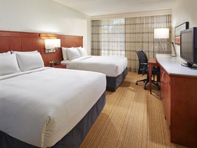 bedroom 1 - hotel mdr a doubletree by hilton - marina del rey, united states of america