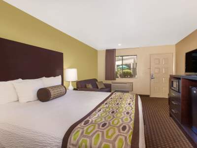 bedroom 2 - hotel days inn by wyndham san jose milpitas - milpitas, united states of america