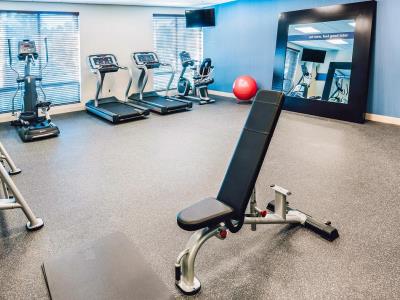 gym - hotel hampton inn and suites mission viejo - mission viejo, united states of america