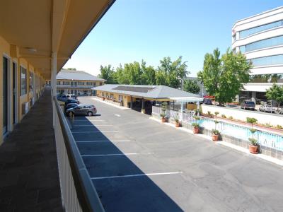 exterior view 1 - hotel best western town house lodge - modesto, united states of america