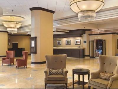 lobby - hotel doubletree by hilton modesto - modesto, united states of america