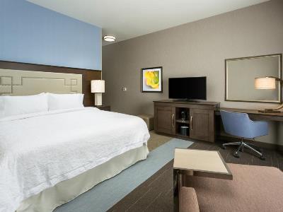 bedroom 2 - hotel hampton inn and suites napa - napa, united states of america