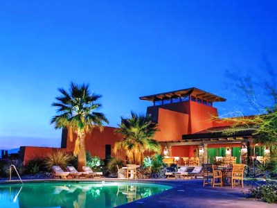 outdoor pool - hotel hilton grand vacations club palm desert - palm desert, united states of america