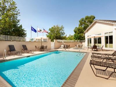 outdoor pool - hotel hilton garden inn roseville - roseville, california, united states of america