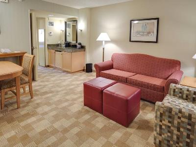 bedroom 4 - hotel embassy suites san rafael marin county - san rafael, united states of america