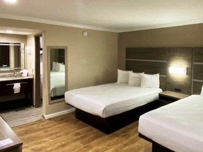 bedroom 2 - hotel surestay hotel best western santa cruz - santa cruz, united states of america