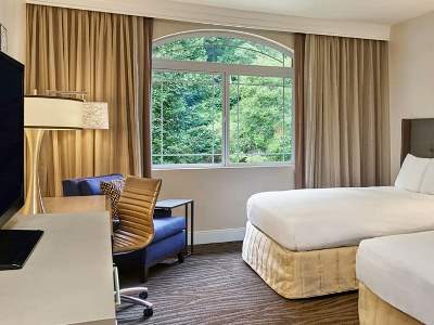 bedroom 1 - hotel hilton santa cruz scotts valley - santa cruz, united states of america
