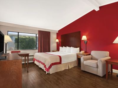 bedroom 2 - hotel ramada by wyndham torrance - torrance, united states of america