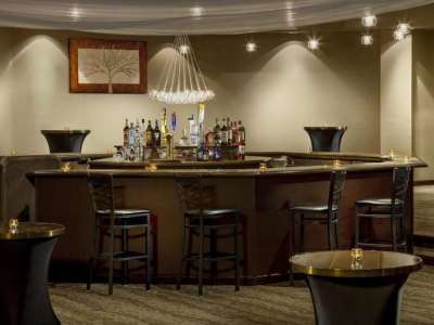 bar 1 - hotel doubletree by hilton colorado springs - colorado springs, united states of america