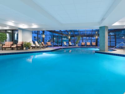 indoor pool - hotel doubletree by hilton colorado springs - colorado springs, united states of america