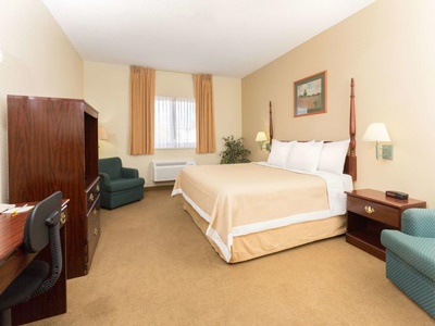 bedroom 3 - hotel days inn colorado springs airport - colorado springs, united states of america