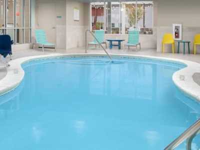 indoor pool - hotel home2 suites by hilton longmont - longmont, united states of america