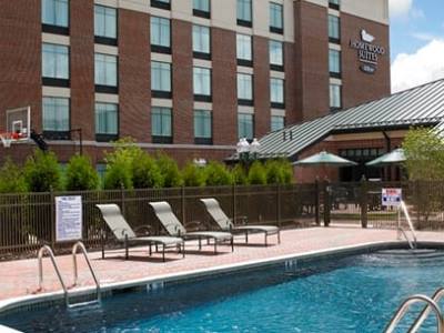 outdoor pool - hotel homewood suites hartford s glastonbury - glastonbury, united states of america