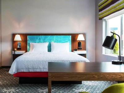 bedroom - hotel hampton inn and suites alachua i-75 - alachua, united states of america