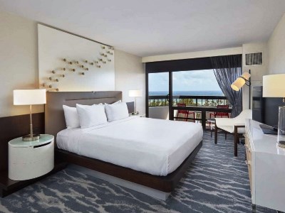 bedroom - hotel waterstone resort marina curio by hilton - boca raton, united states of america