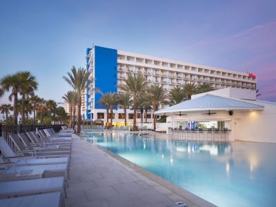 outdoor pool - hotel hilton clearwater beach resort and spa - clearwater, united states of america