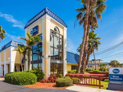 exterior view - hotel best western ocean beach hotel n suites - cocoa beach, united states of america