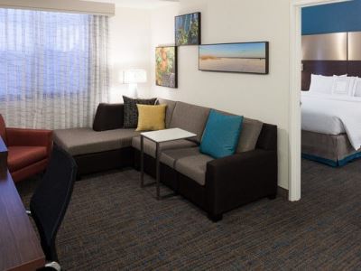 bedroom - hotel residence inn fort lauderdale airport - dania beach, united states of america